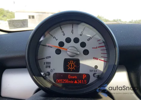 2011 Mini Cooper из США, поврежденный, VIN WMWSU3C58BT251692